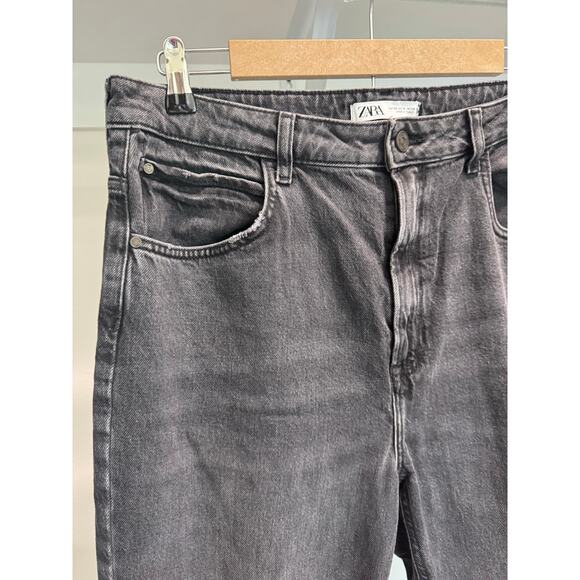 Zara Women's High-Rise Straight Leg Boot Cut Jeans Black Size 14 US - Picture 2 of 12